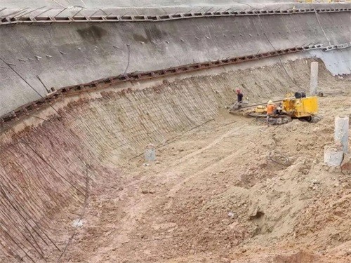 昆都仑基坑边坡加固
